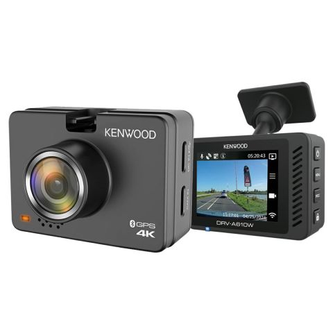 Kenwood DRV-A610W Kamera za automobil sa 2.0 " TFT LED ekranom u boji. Snima u 4K ultra HD rezoluciji i obezbeđuje dokazni materijal u slučaju udesa.