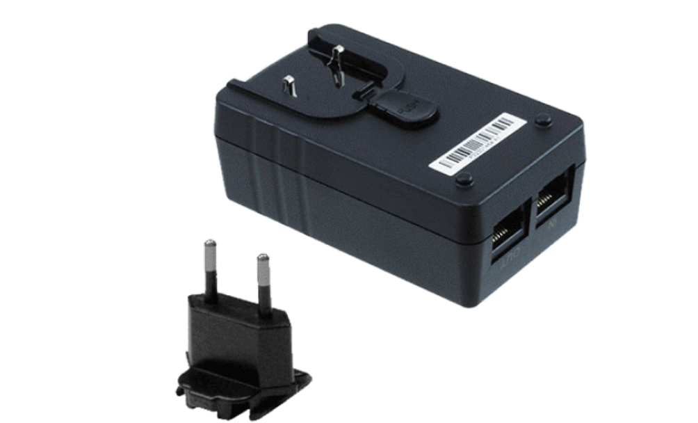 Snom A5 PoE injektor omogućava dodavanje napajanja putem Power over Ethernet (PoE) . Ulazna snaga 230V AC / 15,4 W. Izlazna snaga do PoE klase 3. 